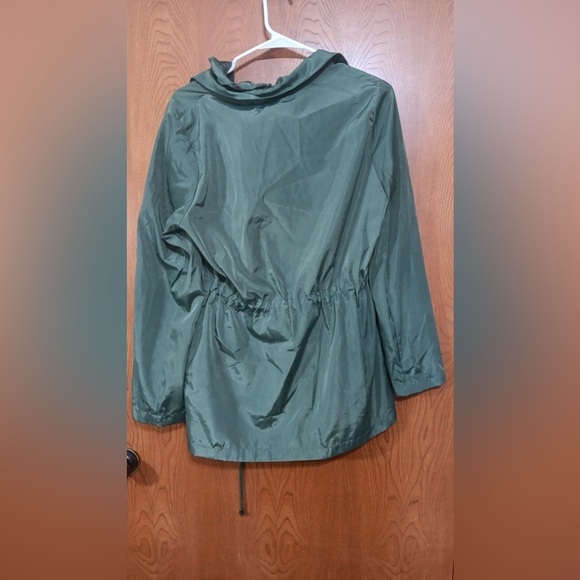 Forever 21 Windbreaker No Lining Medium with Hood Army Green - Picture 2 of 4